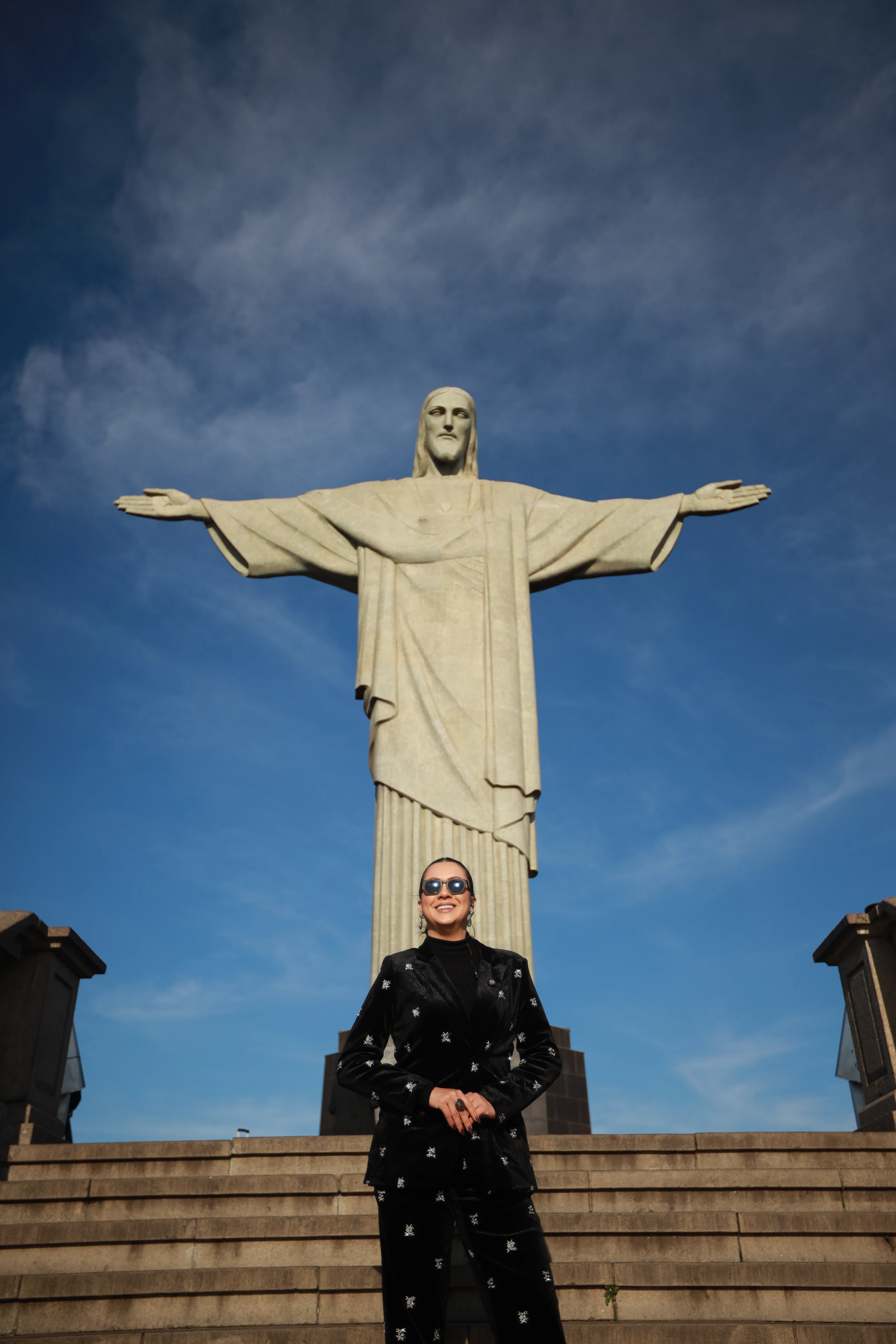 Cristo Redentor visto de baixo